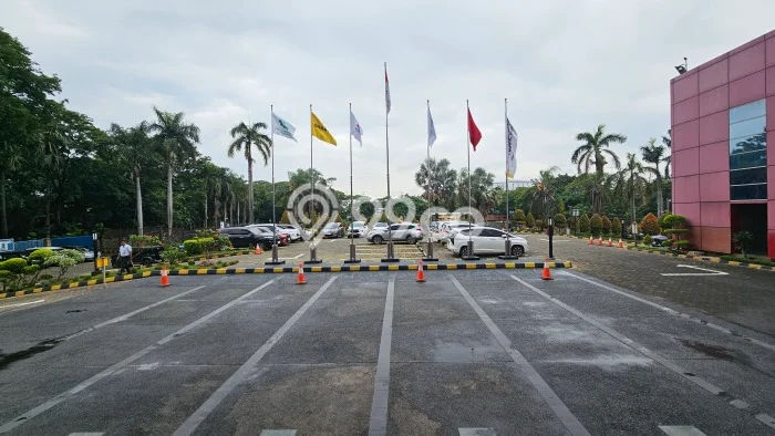 Komersial Disewa di Jakarta Utara dengan LB 31m2 Area Komersial Ramai Komersial Disewa di Jakarta Utara dengan LB 31m2 Area Komersial Ramai