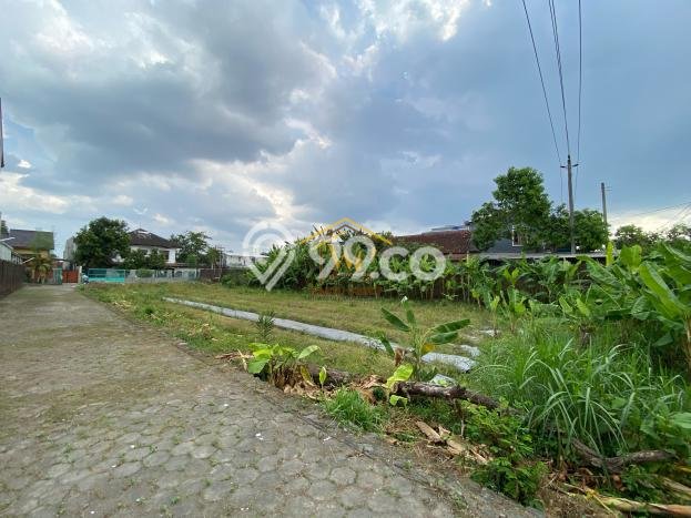 Dijual Tanah Lokasi Maguwoharjo, Yogyakarta Seluas 1370m2 Dijual Tanah Lokasi Maguwoharjo, Yogyakarta Seluas 1370m2