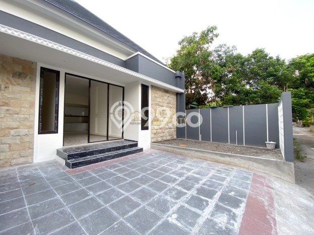 Rumah Modern 3 Kamar LT 130m2 di Kaliurang Rumah Modern 3 Kamar LT 130m2 di Kaliurang