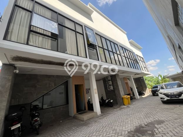 Rumah Kost untuk Dijual di Tegalrejo dengan 14 KT, 14 KM, Luas 200m2 Rumah Kost untuk Dijual di Tegalrejo dengan 14 KT, 14 KM, Luas 200m2
