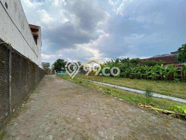 Dijual Tanah Lokasi Maguwoharjo, Yogyakarta Seluas 1370m2 Dijual Tanah Lokasi Maguwoharjo, Yogyakarta Seluas 1370m2