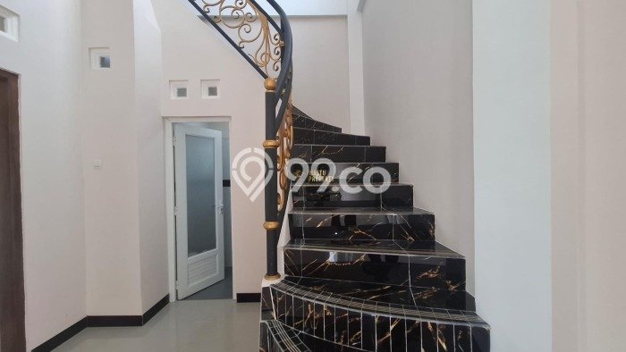 Dijual Cepat Rumah Bagus Siap Huni LB 90m2 di Banguntapan, Bantul Dijual Cepat Rumah Bagus Siap Huni LB 90m2 di Banguntapan, Bantul