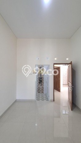 Rumah Modern 3 KT LT 122m2 di Maguwoharjo Rumah Modern 3 KT LT 122m2 di Maguwoharjo