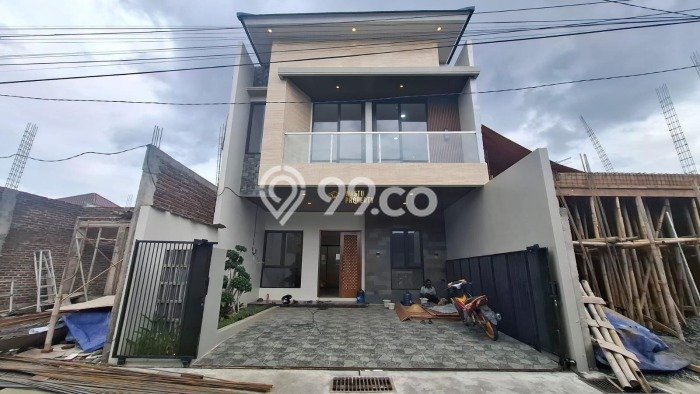 For Sale Rumah 4 Kamar Lokasi Ideal Nyaman dan Strategis di Ngaglik For Sale Rumah 4 Kamar Lokasi Ideal Nyaman dan Strategis di Ngaglik