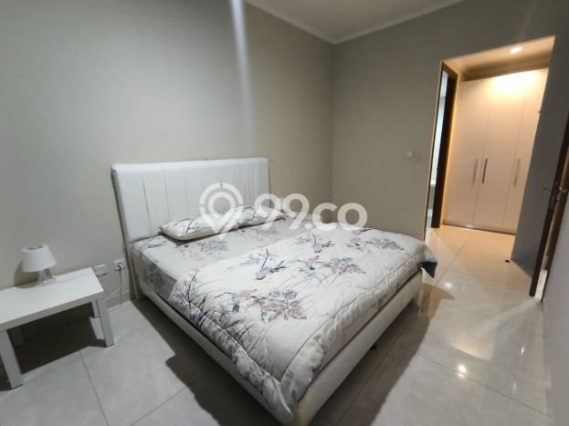 Unit Apartemen Luxury Dijual di Grogol Petamburan dengan 2 BR Unit Apartemen Luxury Dijual di Grogol Petamburan dengan 2 BR
