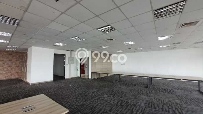 HARGA SPESIAL! Kantor di , Luas 378m2m², Area Utama HARGA SPESIAL! Kantor di , Luas 378m2m², Area Utama