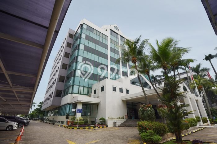 FOR RENT! Kantor di TB Simatupang Cocok untuk Bisnis 243m2 FOR RENT! Kantor di TB Simatupang Cocok untuk Bisnis 243m2