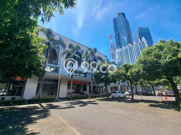Komersial Disewa di Jakarta Selatan dengan LB 1000m2 Area Komersial Ramai Komersial Disewa di Jakarta Selatan dengan LB 1000m2 Area Komersial Ramai