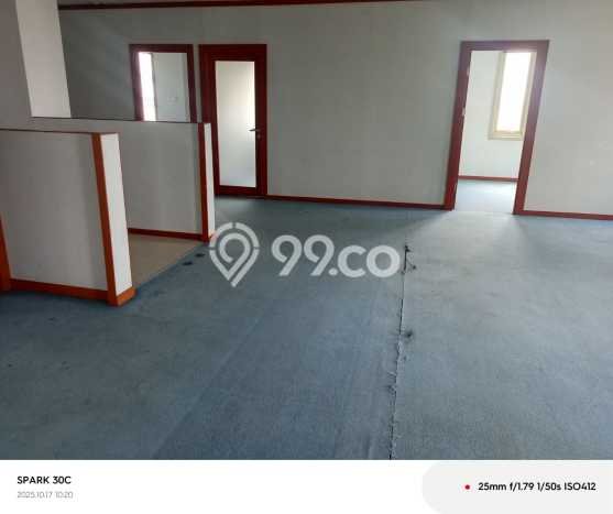 Kantor Disewakan di Area Ramai Mampang Prapatan, Jakarta Selatan Kantor Disewakan di Area Ramai Mampang Prapatan, Jakarta Selatan