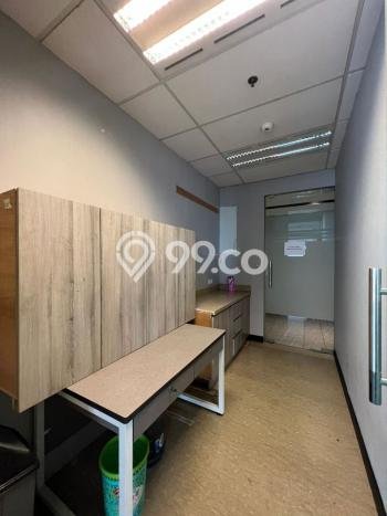 Kantor Disewa di Jakarta Selatan dengan LB 490m2 Area Komersial Ramai Kantor Disewa di Jakarta Selatan dengan LB 490m2 Area Komersial Ramai