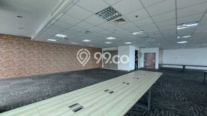 HARGA SPESIAL! Kantor di , Luas 378m2m², Area Utama HARGA SPESIAL! Kantor di , Luas 378m2m², Area Utama