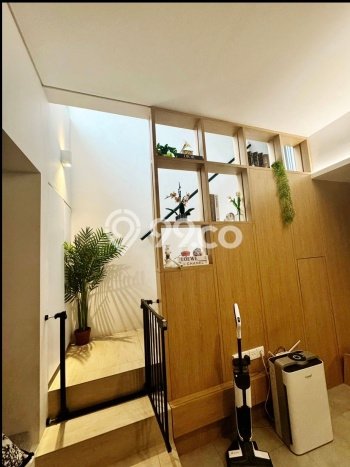 Rumah Luas Asri 3 KT Siap Huni di BSD Tangerang Rumah Luas Asri 3 KT Siap Huni di BSD Tangerang