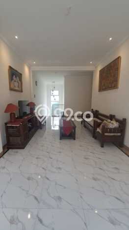 For Sale! Luxury House LT 250m2 Desain Elegan di Gading Serpong For Sale! Luxury House LT 250m2 Desain Elegan di Gading Serpong