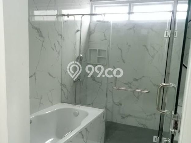 HOT DEAL! Dijual Rumah Premium area Gading Serpong, Tangerang, Luas Tanah 250m² Luas Bangunan 350m² HOT DEAL! Dijual Rumah Premium area Gading Serpong, Tangerang, Luas Tanah 250m² Luas Bangunan 350m²
