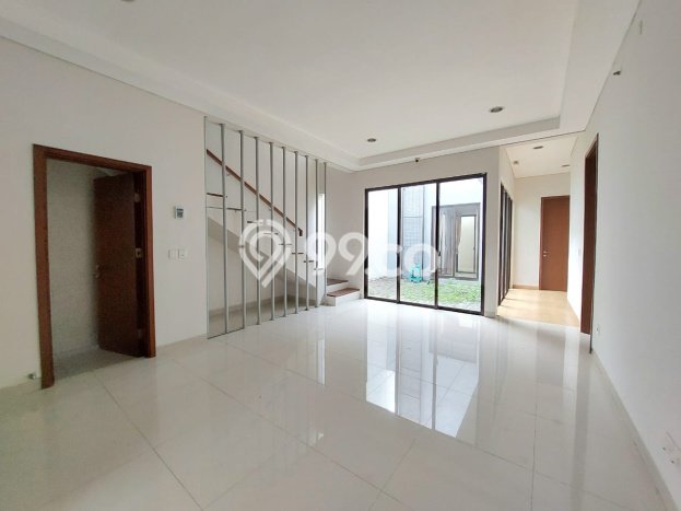 Rumah 3 KT 3 KM di Lokasi Strategis BSD City, Tangerang Rumah 3 KT 3 KM di Lokasi Strategis BSD City, Tangerang