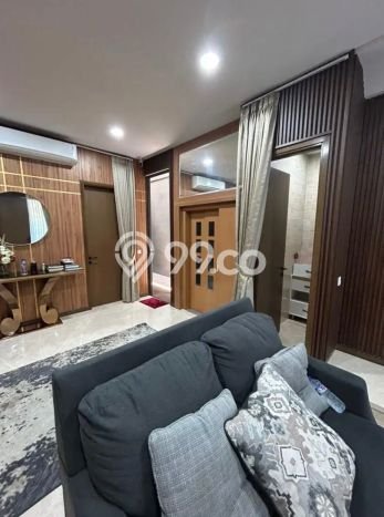 Jual Rumah Luas Elegan Dengan View Cantik di BSD City, Tangerang Jual Rumah Luas Elegan Dengan View Cantik di BSD City, Tangerang