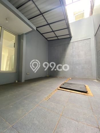 Rumah Asri area , Tangerang, Luas 144m2m² LB 153m2m² Rumah Asri area , Tangerang, Luas 144m2m² LB 153m2m²