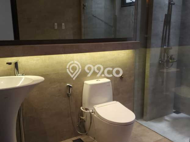 Dijual Rumah Premium dengan Fasilitas Sekitar Lengkap di BSD, Tangerang Selatan Dijual Rumah Premium dengan Fasilitas Sekitar Lengkap di BSD, Tangerang Selatan