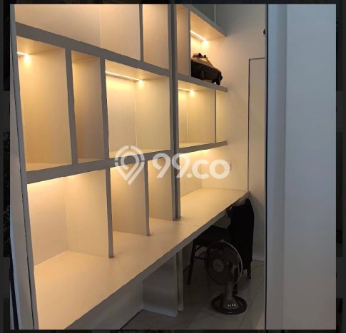 Rumah Strategis di BSD, Dekat Kawasan Komersial, Tangerang - 2 Kamar Tidur Rumah Strategis di BSD, Dekat Kawasan Komersial, Tangerang - 2 Kamar Tidur