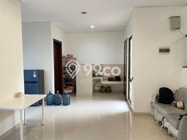 Rumah LT 160m² / LB 140m² Area Strategis di BSD, Tangerang Rumah LT 160m² / LB 140m² Area Strategis di BSD, Tangerang