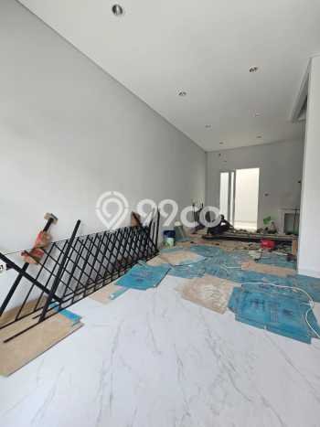 Dijual Rumah Eksklusif 3 KT di Gading Serpong, Tangerang Dijual Rumah Eksklusif 3 KT di Gading Serpong, Tangerang