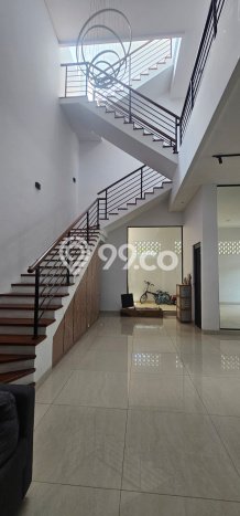 For Sale! Luxury House LT 223m2 Desain Elegan di Gading Serpong For Sale! Luxury House LT 223m2 Desain Elegan di Gading Serpong