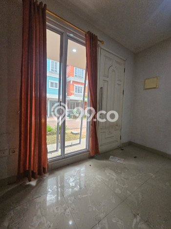Rumah Lingkungan Asri kawasan Gading Serpong, Tangerang, Luas 60m² LB 80m² Rumah Lingkungan Asri kawasan Gading Serpong, Tangerang, Luas 60m² LB 80m²