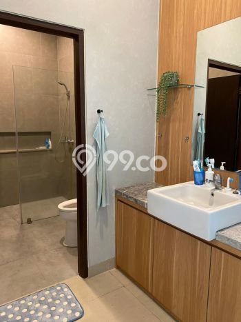 Rumah Elit LB 422m2 Siap Pakai Desain Elegan di Alam Sutera, Tangerang Rumah Elit LB 422m2 Siap Pakai Desain Elegan di Alam Sutera, Tangerang