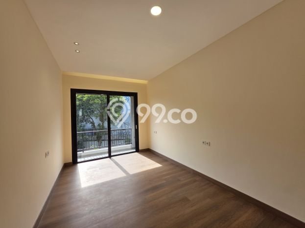 Ready to Use! Luxury House LT 197m2 Desain Modern di BSD City Ready to Use! Luxury House LT 197m2 Desain Modern di BSD City