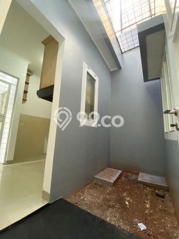 Rumah Asri area , Tangerang, Luas 144m2m² LB 153m2m² Rumah Asri area , Tangerang, Luas 144m2m² LB 153m2m²