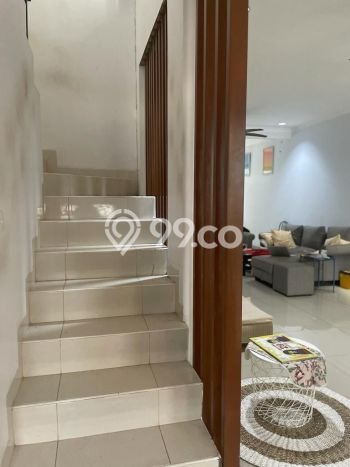 For Sale Hunian Rumah Terawat 4 KT di BSD Nusaloka, Tangerang For Sale Hunian Rumah Terawat 4 KT di BSD Nusaloka, Tangerang