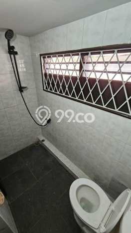 Disewakan Cepat Rumah Kondisi Bagus di Area Matraman, Jakarta Timur Disewakan Cepat Rumah Kondisi Bagus di Area Matraman, Jakarta Timur