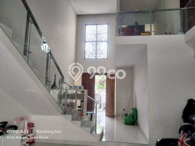 Rumah Luxury Modern Tanpa Renovasi di Jatikramat Bekasi Rumah Luxury Modern Tanpa Renovasi di Jatikramat Bekasi
