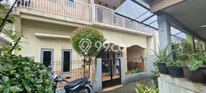 Peluang Investasi! Kost Dijual di Pesanggrahan, Jakarta Selatan, 10 KT, 6 KM, Luas 260m2 Peluang Investasi! Kost Dijual di Pesanggrahan, Jakarta Selatan, 10 KT, 6 KM, Luas 260m2