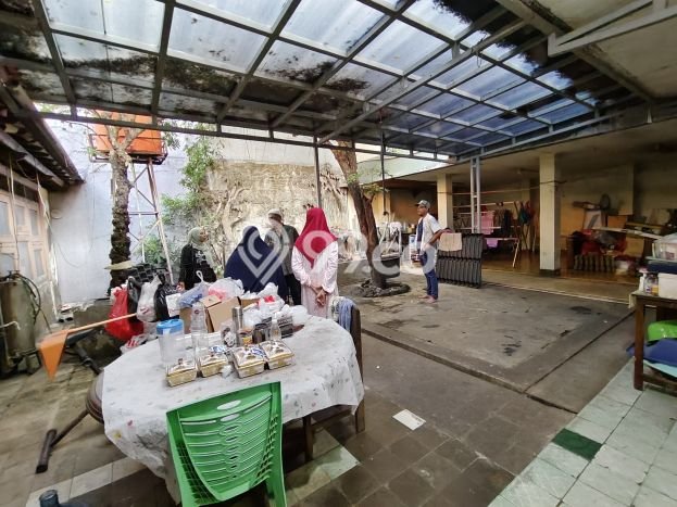 Hunian Mewah LB 430m2 Siap Huni Desain Elegan di Cawang, Jakarta Timur Hunian Mewah LB 430m2 Siap Huni Desain Elegan di Cawang, Jakarta Timur