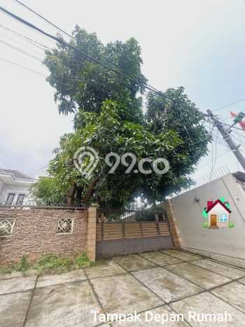 Jual Rumah Luas Megah Dengan View Eksklusif di Pondok Bambu, Jakarta Timur Jual Rumah Luas Megah Dengan View Eksklusif di Pondok Bambu, Jakarta Timur