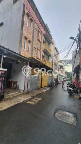 Dijual Kost di Tanah Abang, Jakarta Pusat, 38 KT, 41 KM, Luas 150m2 Dijual Kost di Tanah Abang, Jakarta Pusat, 38 KT, 41 KM, Luas 150m2