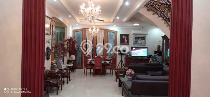 Jual Rumah Mewah Elegan Dengan View Eksklusif di Pondok Kelapa, Jakarta Timur Jual Rumah Mewah Elegan Dengan View Eksklusif di Pondok Kelapa, Jakarta Timur
