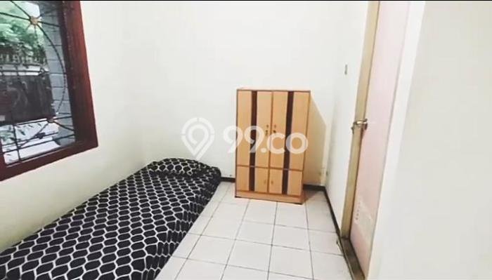 Unit Kost Dijual di Jatinegara dengan 27 Kamar Tidur & Luas Bangunan 500m2 Unit Kost Dijual di Jatinegara dengan 27 Kamar Tidur & Luas Bangunan 500m2