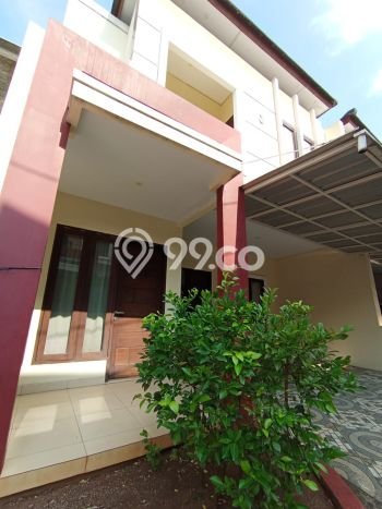 Rumah Strategis Modern Lb 120m2 di Duren Sawit, Jakarta Timur Rumah Strategis Modern Lb 120m2 di Duren Sawit, Jakarta Timur