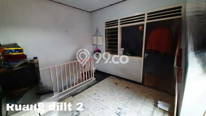 Siap Huni Hunian Elit 4 Kamar di Tebet Dekat ke Mana Pun Siap Huni Hunian Elit 4 Kamar di Tebet Dekat ke Mana Pun