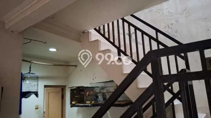 Rumah Strategis Modern Lb 140m2 di Pancoran, Jakarta Selatan Rumah Strategis Modern Lb 140m2 di Pancoran, Jakarta Selatan