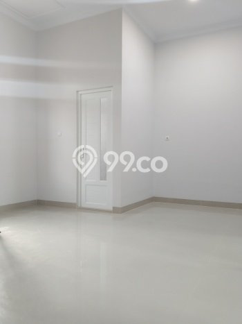 Rumah Luas Asri 3 KT Siap Huni di Cijantung Jakarta Timur Rumah Luas Asri 3 KT Siap Huni di Cijantung Jakarta Timur