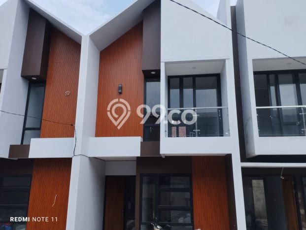 Jual Rumah Eksklusif 3 KT di Cijantung, Jakarta Timur Jual Rumah Eksklusif 3 KT di Cijantung, Jakarta Timur
