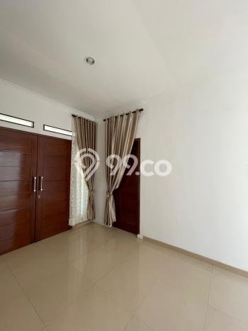 Hunian Elit LB 247m2 Siap Huni Desain Elegan di Bintaro, Tangerang Selatan Hunian Elit LB 247m2 Siap Huni Desain Elegan di Bintaro, Tangerang Selatan