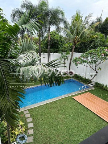 Dijual Rumah Mewah Elegan Dengan View Eksklusif di Kemang, Jakarta Selatan Dijual Rumah Mewah Elegan Dengan View Eksklusif di Kemang, Jakarta Selatan