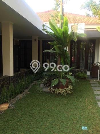 Ready to Use! Luxury House LT 670m2 Desain Modern di Tanah Sareal Ready to Use! Luxury House LT 670m2 Desain Modern di Tanah Sareal