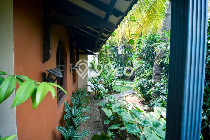 Siap Huni Rumah Mewah 4 Kamar di Cipayung Dekat ke Mana Saja Siap Huni Rumah Mewah 4 Kamar di Cipayung Dekat ke Mana Saja