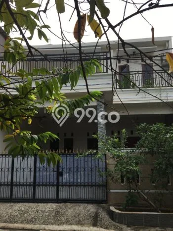Rumah Modern 3 KT di Jatibening Bekasi Semi Furnished Rumah Modern 3 KT di Jatibening Bekasi Semi Furnished