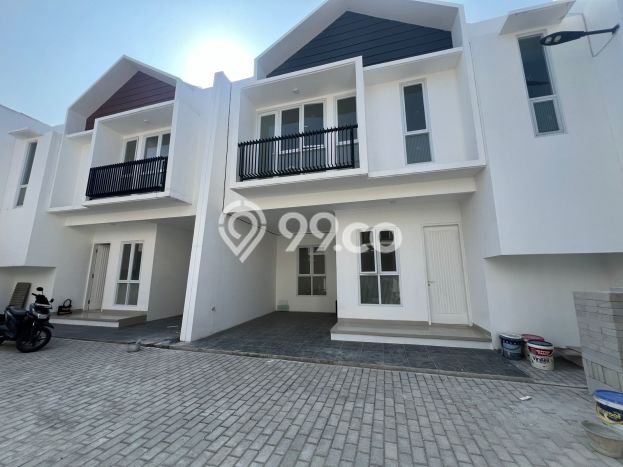 Rumah Luas Asri 2 KT Siap Pakai di Jatiwaringin Bekasi Rumah Luas Asri 2 KT Siap Pakai di Jatiwaringin Bekasi